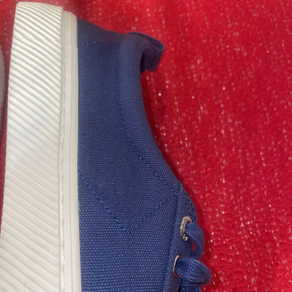 Cariuma Sneaker Size 8 Women 6.5 Men Navy